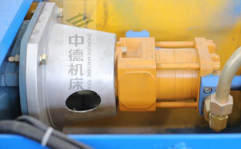ZDPK-8025采用國內一流品牌電機及油泵，動力強勁，噪音低.jpg